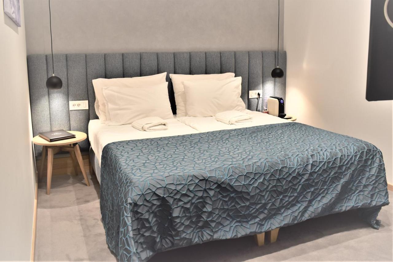 Korpa Deli Rooms Novi Sad Exteriör bild