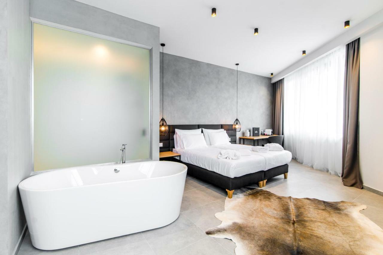 Korpa Deli Rooms Novi Sad Exteriör bild